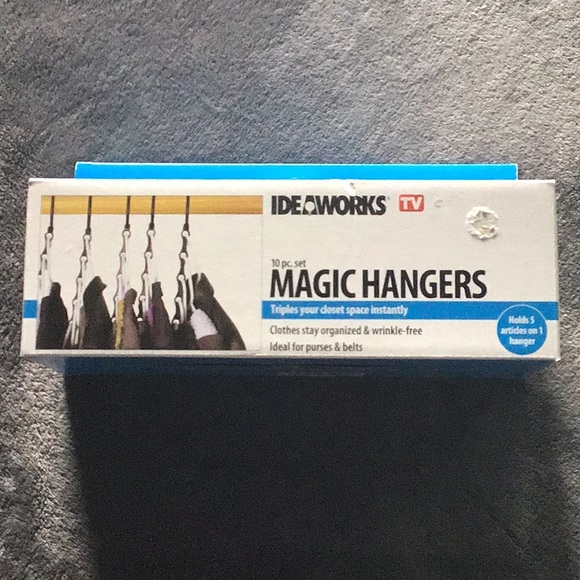 Ideaworks 10pc set Magic Hangers - Picture 2 of 3